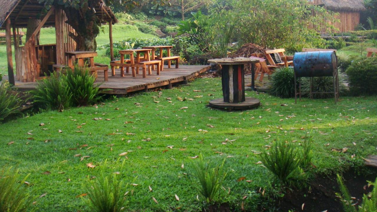 Kalitusi Nature Resort Fort Portal Exteriér fotografie